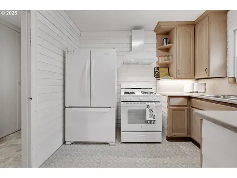 2309 SE 135th Avenue Portland OR 97233