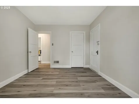 2309 SE 135th Avenue Portland OR 97233