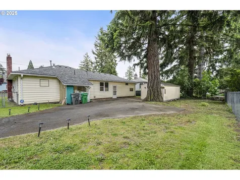 2309 SE 135th Avenue Portland OR 97233