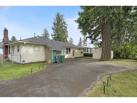 2309 SE 135th Avenue Portland OR 97233