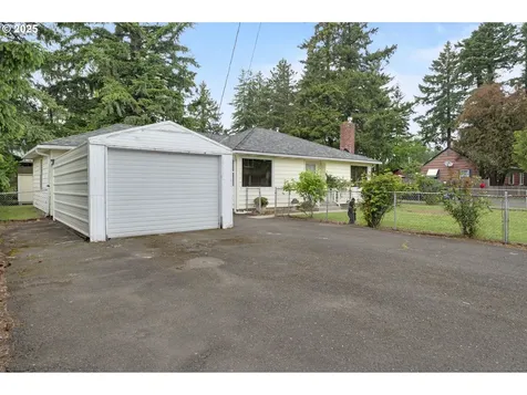 2309 SE 135th Avenue Portland OR 97233