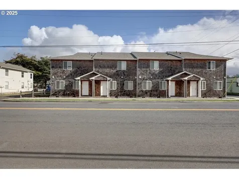720 740 Avenue G Seaside OR 97138