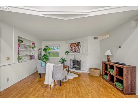 2453 Pioneer Pike Eugene OR 97401