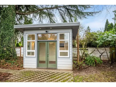 2453 Pioneer Pike Eugene OR 97401
