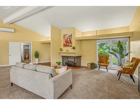 2453 Pioneer Pike Eugene OR 97401