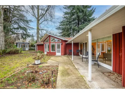 2453 Pioneer Pike Eugene OR 97401