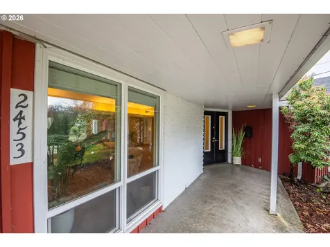 2453 Pioneer Pike Eugene OR 97401
