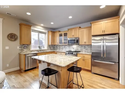 9350 SW Gertz Lane Tualatin OR 97062