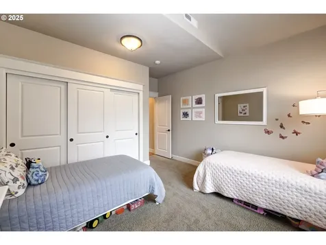9350 SW Gertz Lane Tualatin OR 97062