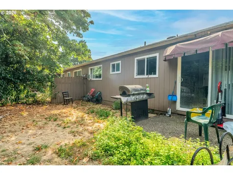 4811/4823 NE Prescott Street Portland OR 97218
