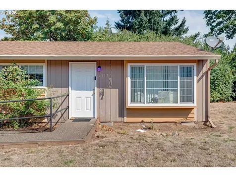 4811/4823 NE Prescott Street Portland OR 97218