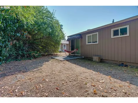 4811/4823 NE Prescott Street Portland OR 97218