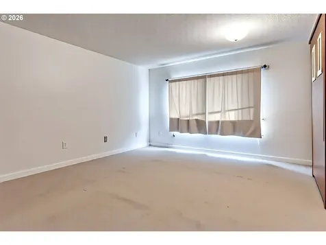 4811/4823 NE Prescott Street Portland OR 97218