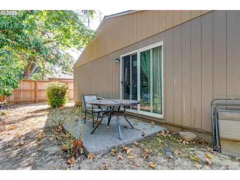 4811/4823 NE Prescott Street Portland OR 97218