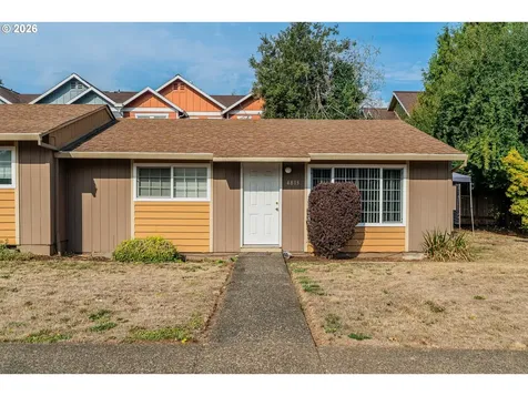 4811/4823 NE Prescott Street Portland OR 97218