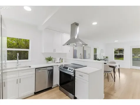 7944 N Dana Avenue Portland OR 97203