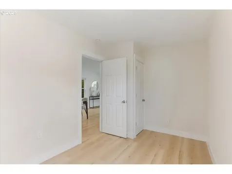 7944 N Dana Avenue Portland OR 97203