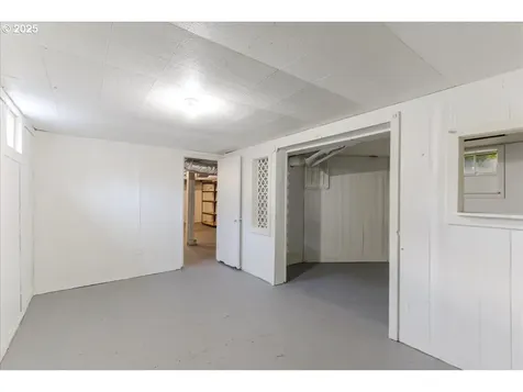 7944 N Dana Avenue Portland OR 97203