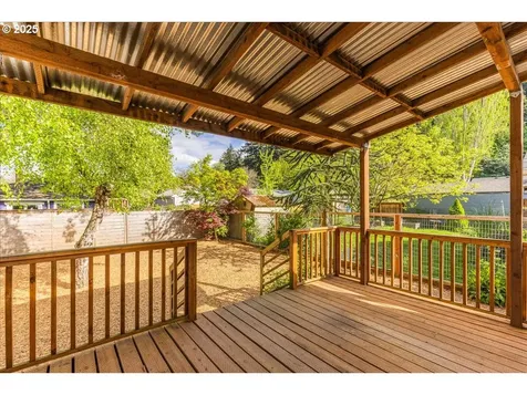 7944 N Dana Avenue Portland OR 97203