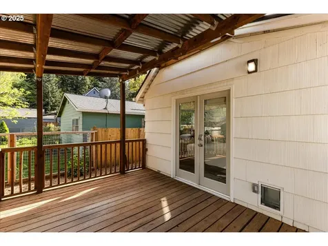 7944 N Dana Avenue Portland OR 97203