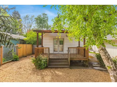 7944 N Dana Avenue Portland OR 97203