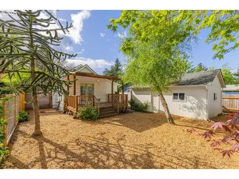 7944 N Dana Avenue Portland OR 97203