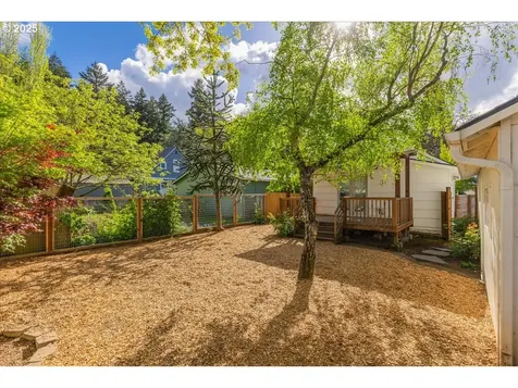 7944 N Dana Avenue Portland OR 97203