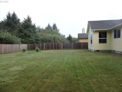 47 SW Gardenia Avenue Warrenton OR 97146
