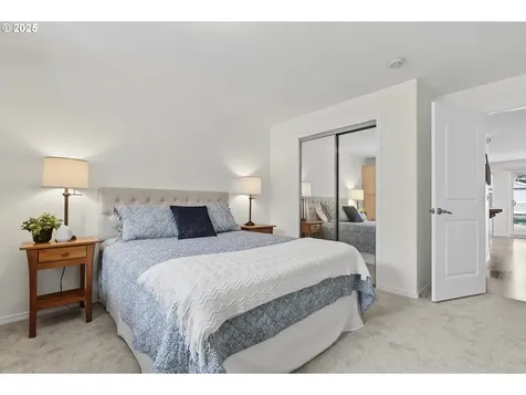 11630 N Island Cove Lane Portland OR 97217