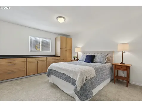 11630 N Island Cove Lane Portland OR 97217