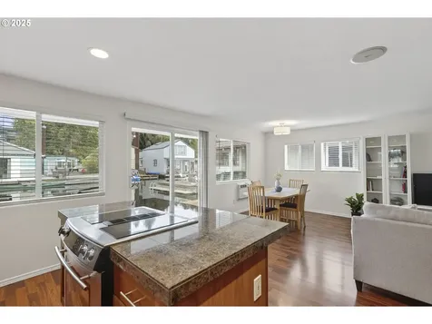 11630 N Island Cove Lane Portland OR 97217