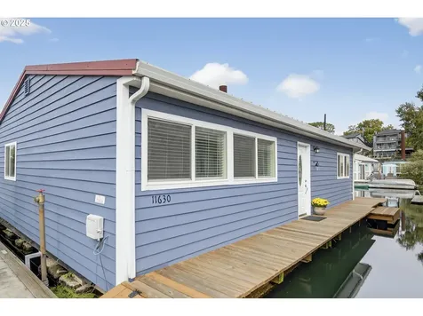 11630 N Island Cove Lane Portland OR 97217