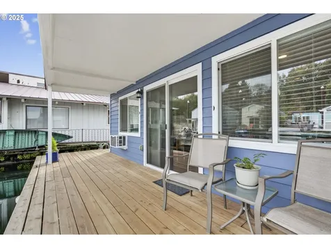 11630 N Island Cove Lane Portland OR 97217