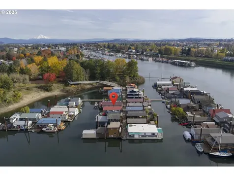 11630 N Island Cove Lane Portland OR 97217