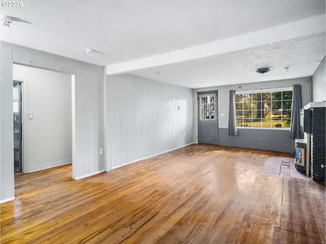 6511 SE Borwick Street Hillsboro OR 97123