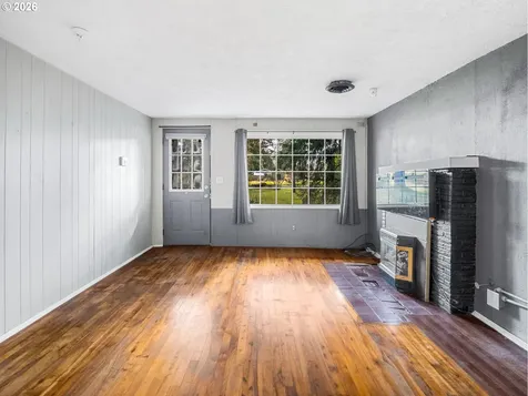 6511 SE Borwick Street Hillsboro OR 97123
