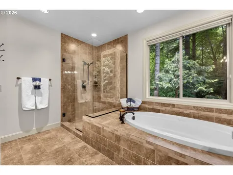 3412 NW Lacamas Lane Camas WA 98607
