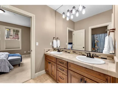 3412 NW Lacamas Lane Camas WA 98607