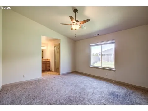 1920 NE Sunset Street Roseburg OR 97470
