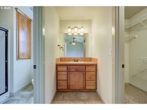 1920 NE Sunset Street Roseburg OR 97470