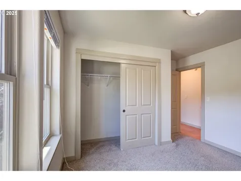1920 NE Sunset Street Roseburg OR 97470