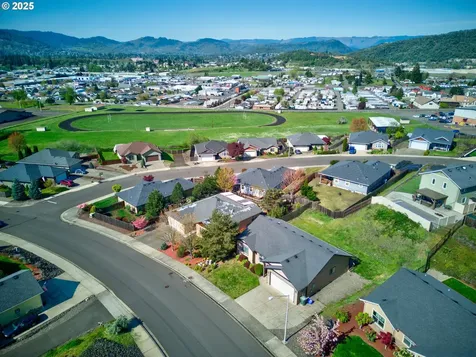 1920 NE Sunset Street Roseburg OR 97470