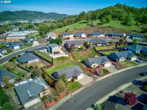 1920 NE Sunset Street Roseburg OR 97470