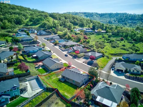 1920 NE Sunset Street Roseburg OR 97470