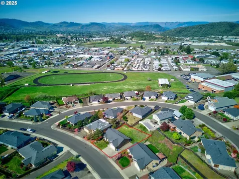 1920 NE Sunset Street Roseburg OR 97470