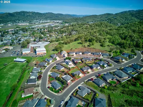 1920 NE Sunset Street Roseburg OR 97470