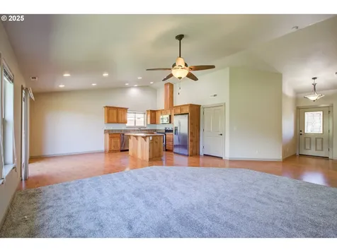 1920 NE Sunset Street Roseburg OR 97470