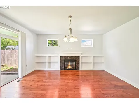 5233 SE 109th Avenue Portland OR 97266