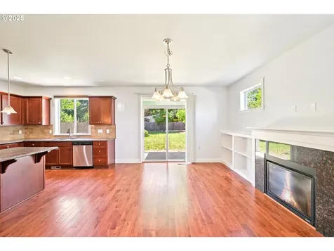 5233 SE 109th Avenue Portland OR 97266