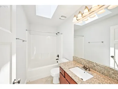 5233 SE 109th Avenue Portland OR 97266